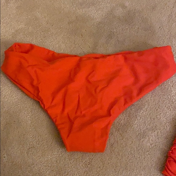Never worn Mikoh Bikini - Picture 3 of 4